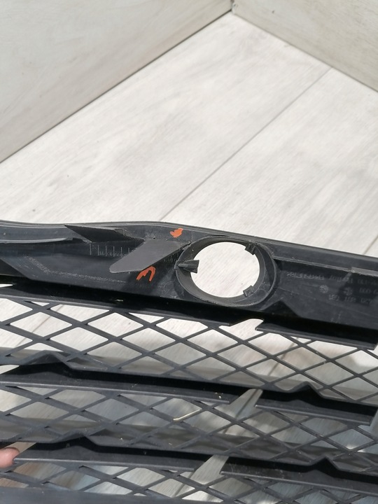 фото №8, Audi r8 решётка бампер левый перед 420807681