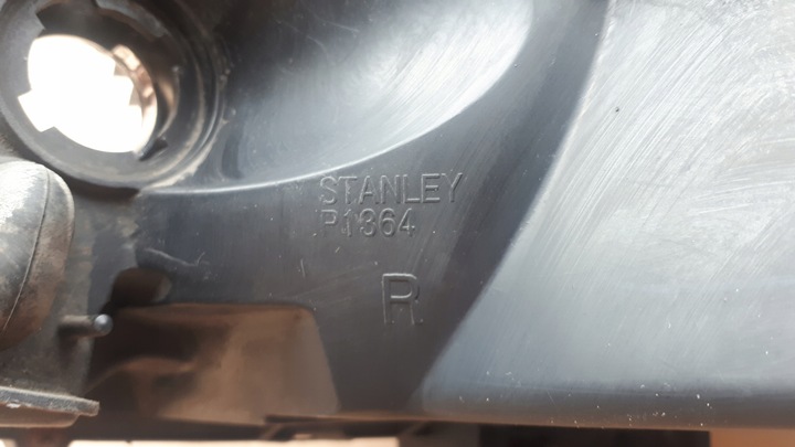 фото №12, Mazda 323 bj рестайлинг лампа правая перед stanley