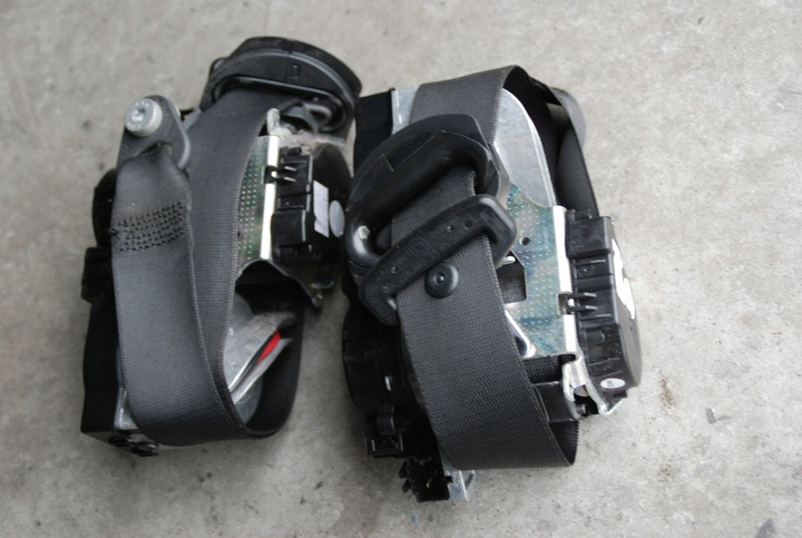 фото №4, Mercedes s w221 pas безпеки перед l / p