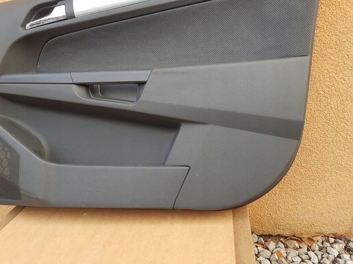 фото №7, Боковина двері праві перед opel astra h 5 двері чорний матеріал європа гарний