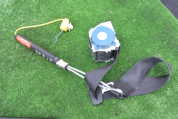 фото №7, Pas безпеки натягувач зад правий лівий vw passat b7