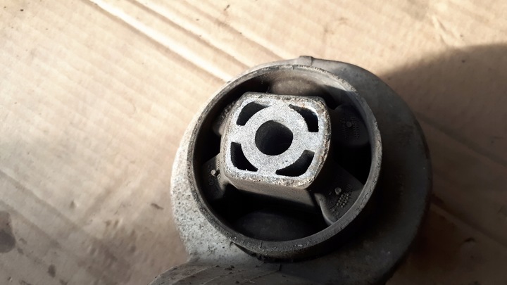 фото №11, A4 b8 рычаг правые нижний 8k0407696f a5 q5 s4 s5