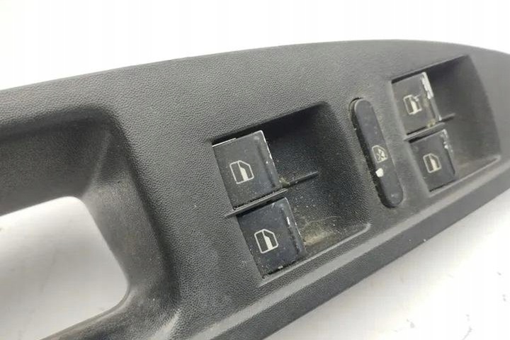 фото №8, Кнопка управление стекло правых передних дверь seat altea 5p1