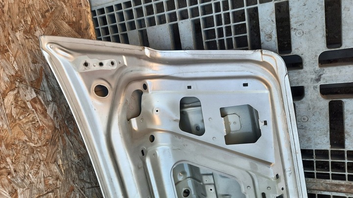 фото №16, Задняя крышка volvo s60 00-09r