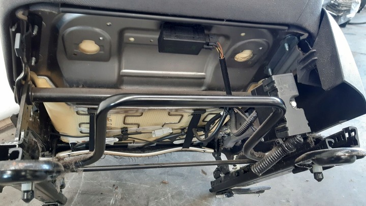 фото №7, Сидіння переднє лівий водія ford focus mk3 2,0 tdci