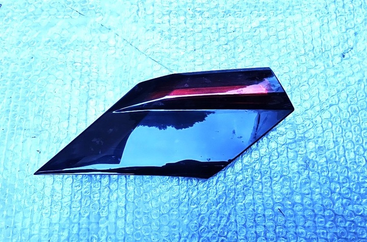 фото №1, Гарна! citroen c4 20- iii лампа праві зад відбивач