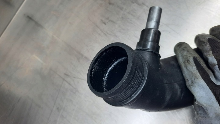 фото №6, Труба інтеркулер 30714480 volvo s60 рестайлінг 06r 2.4 d5 185km