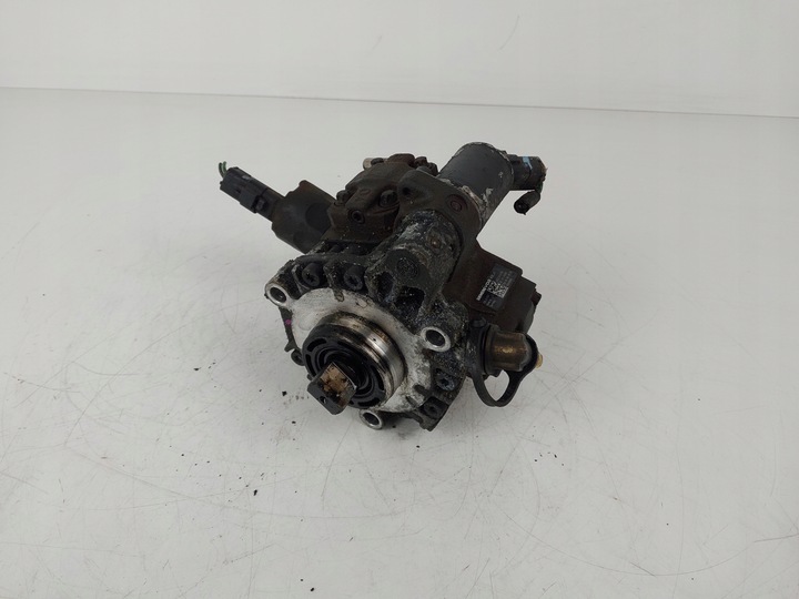 фото №1, Насос вприскувальний 9654615580 volvo s40 ii v50 2.0 d