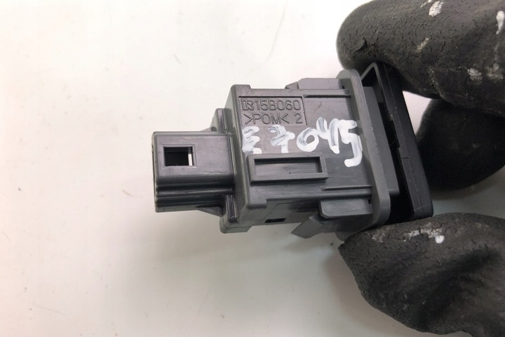 фото №2, Кнопка esp toyota prius _w3_ 15b060 2011