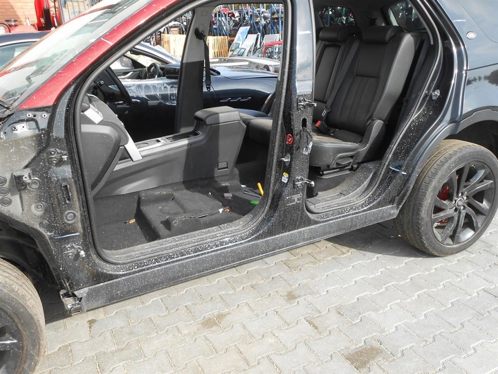 фото №1, Land rover discovery iii 3 l319 стойка порог левый