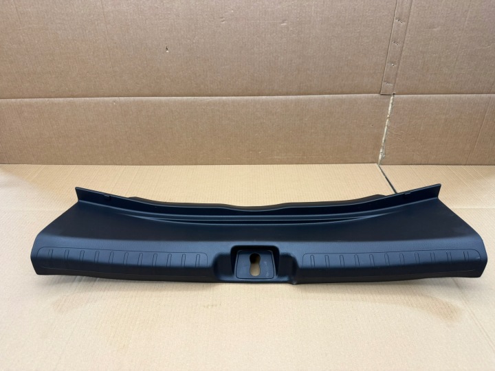 фото №5, Honda civic xi 21- hb защита накладка ремня заднего зад 84640-t43-j01-20