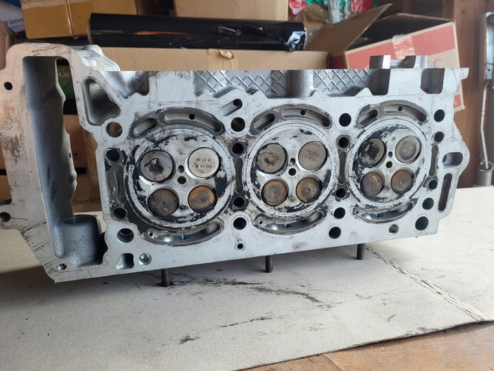 фото №6, Головка клапанов mercedes w211 w209 w219 w221 3.0 cdi v6 r6420163601