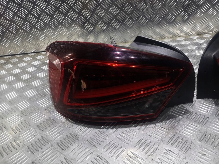 фото №4, Лампа левая зад задняя ibiza v 6f0 led европа