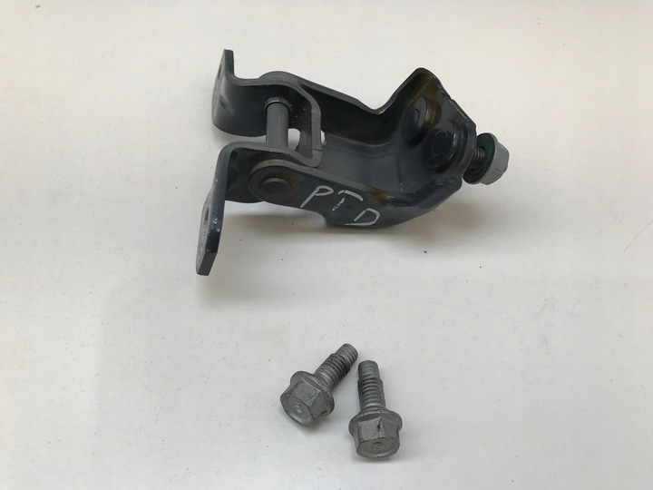 фото №1, Mazda mx-30 2022 петля задних дверь правые нижний