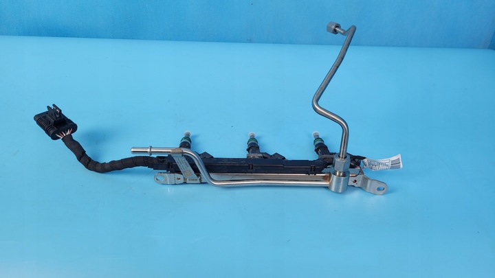 фото №8, Bmw x1 u11 sdrive18i 1.5 23r планка вприскувальний інжектор 8489638 8483304