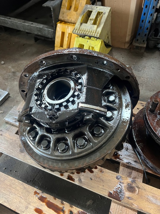 фото №6, Вкладка головка дифференциал моста 1/373 eurocargo 19.5