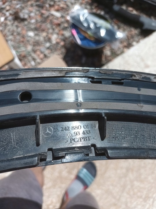 фото №11, Mercedes w242 планка крыльев a2428890125