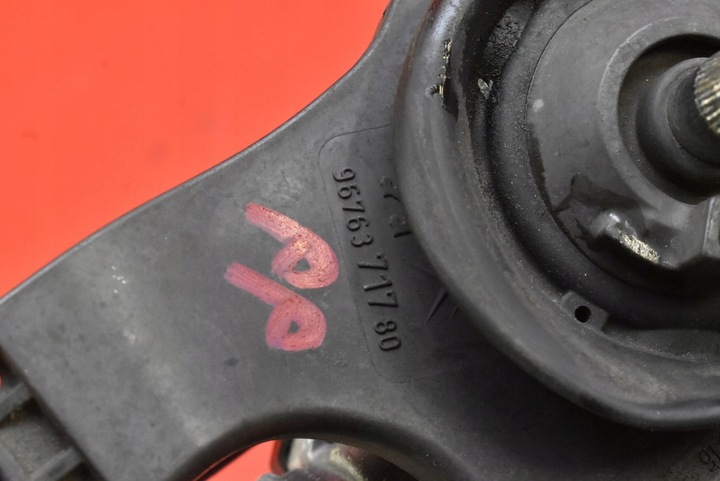 фото №10, Моторчик дворники правые перед eu 9676371780 citroen c4 grand picasso ii