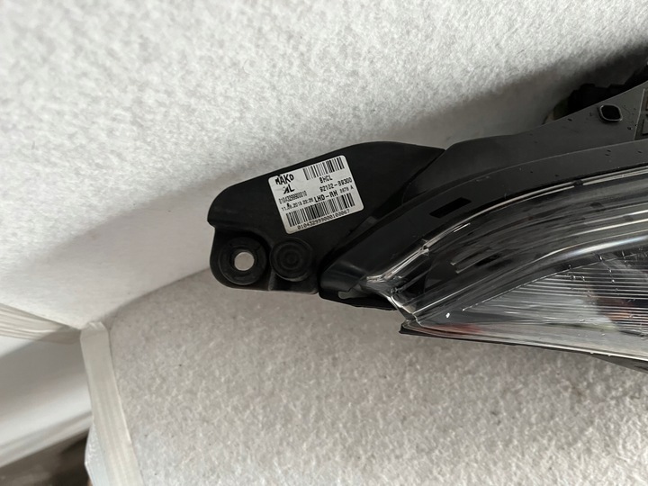 фото №8, Лампа передняя правая подсветка европа 2014- hyundai i10 ii 92102-b9300a