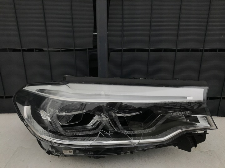 фото №1, Bmw 5 g30 g31 правая лампа перед адаптивный led 2017-