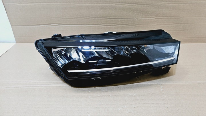 фото №1, Лампа перед правая skoda octavia iv полный led 5e4