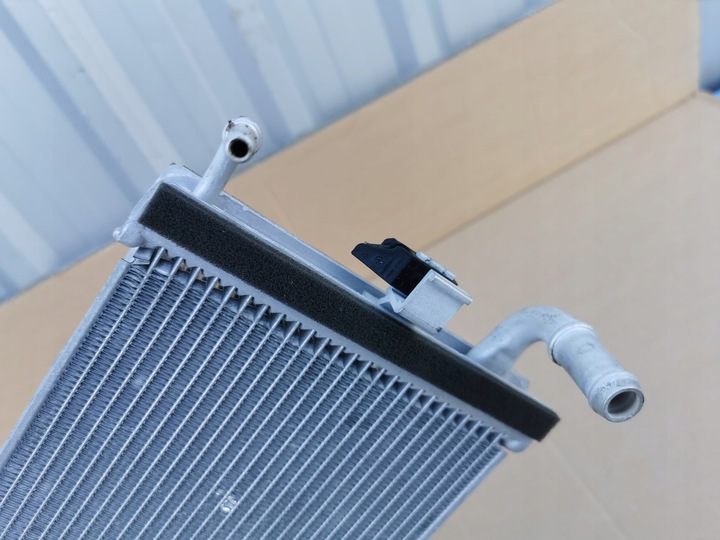 фото №7, Ford focus mk4 2.3 st rs радіаторів води