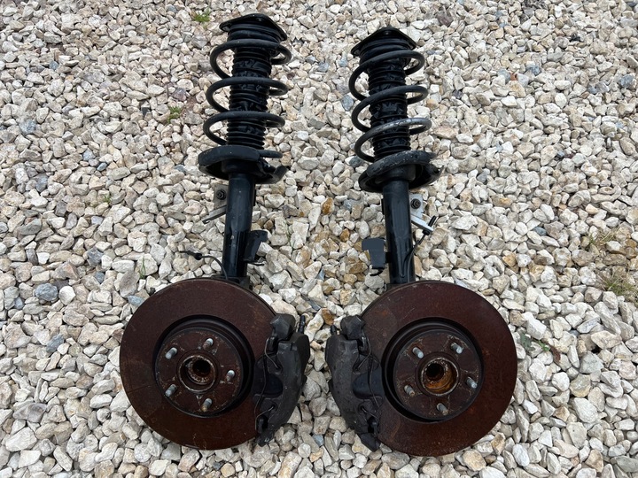 фото №1, Ford focus mk2 ii поворотный кулак амортизатор левый