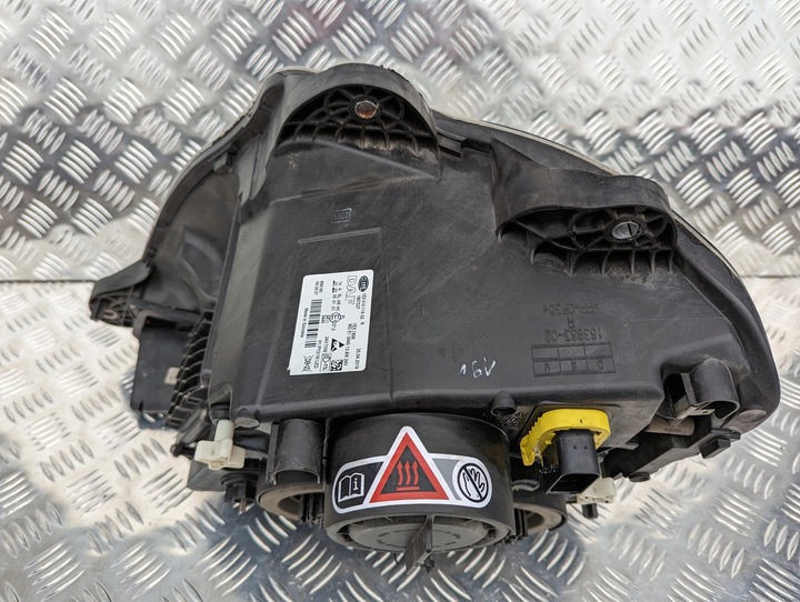 фото №3, Лампа повний led daf xf 106 євро 6 права сторона