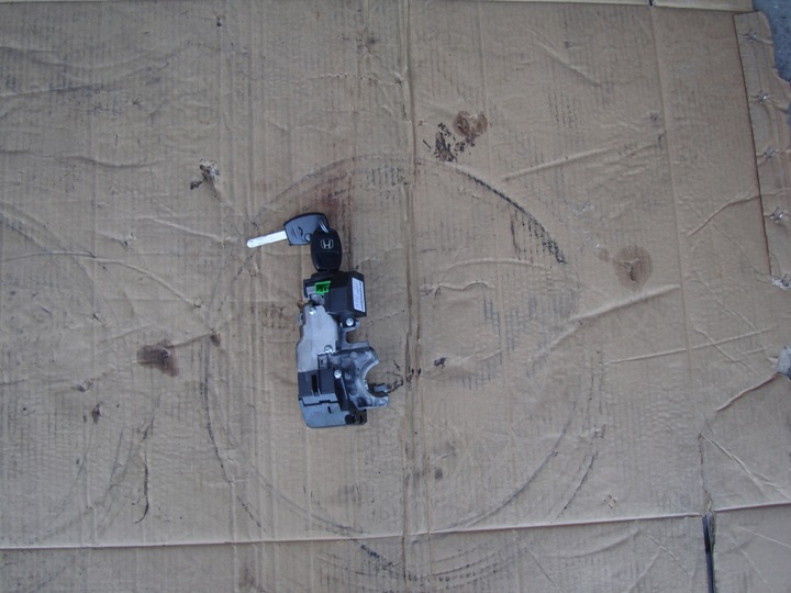 фото №1, Honda civic viii ufo 2.2 ictdi комп'ютер 2x ключ замок запалювання набір