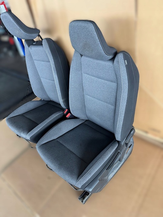 фото №7, Renault megane v e-tech сиденья диван сиденье салон обивка комплект