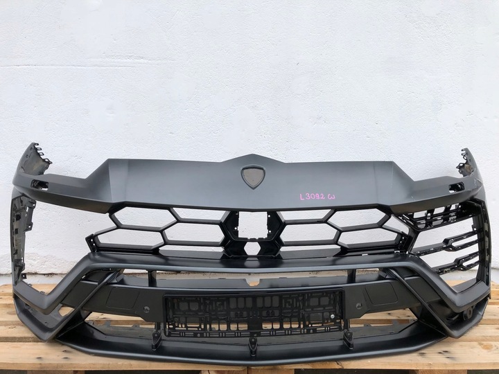 фото №1, Бампер перед переднее lamborghini urus 4ml 2018- 4ml807437 + спойлер решётки