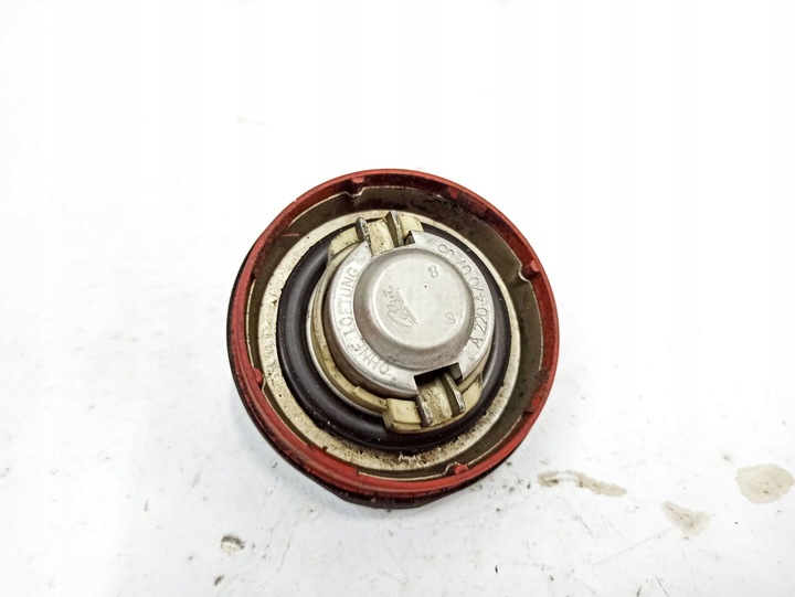 фото №7, Mercedes-benz cls c219 2005 кришка заливання