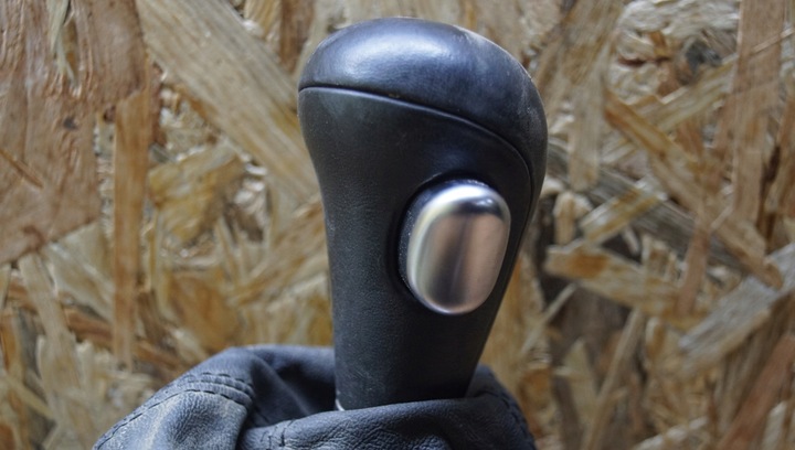 фото №7, Выборщик коробки коробки передач audi q7 4l 4l1713041l