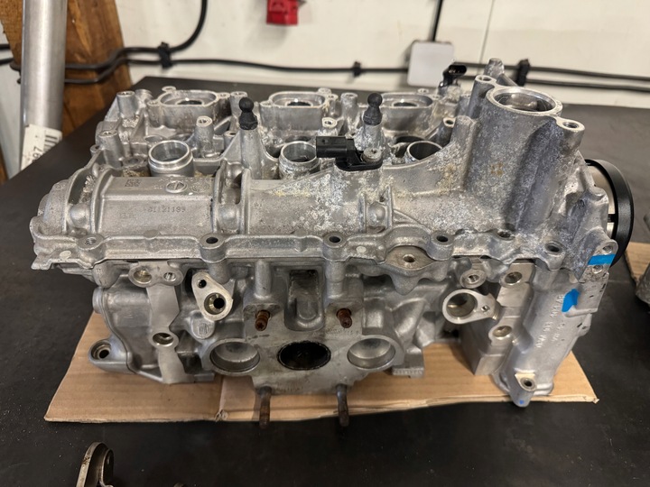 фото №8, Головка валы audi 3.0 tfsi 2.9 tfsi porsche 06m103404af 06m103403af