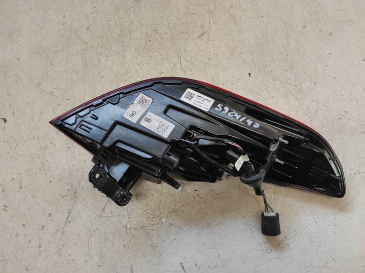 фото №7, Kia xceed x-ceed 19- лампа права зад led 92402j7350