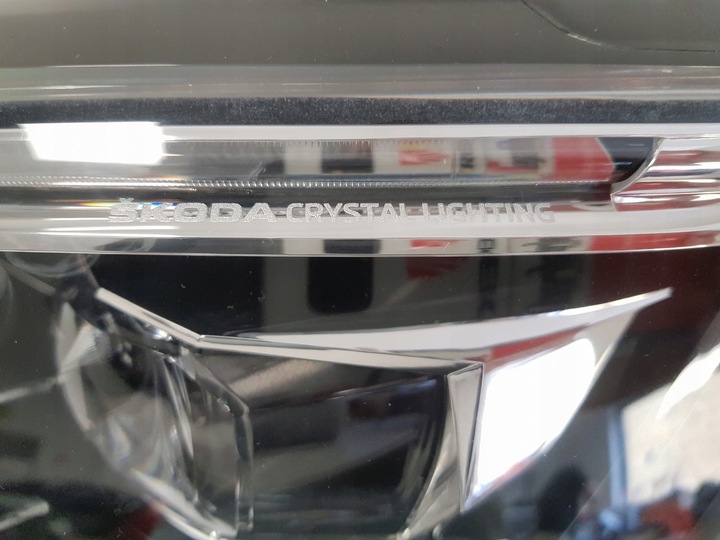 фото №11, Skoda scala лампа права ліва комплект перед crystal lighting ідеальні