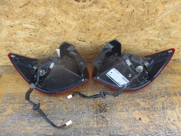 фото №5, Лампа зад правая левая mazda 2 dj 14-