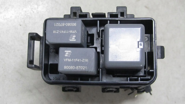 фото №6, Toyota avensis t27 t29 1.6 коробка запобіжників 16-