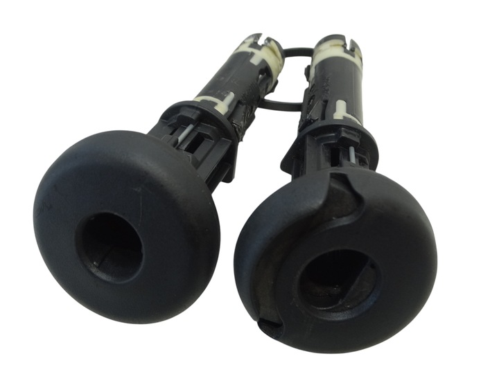 фото №1, Крепление подголовник перед citroen c4 iii 20r.- 9818615777