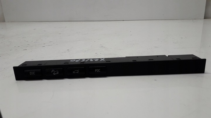 фото №1, Bmw x3 e53 перемикачі pdc dsc кришка 8373734