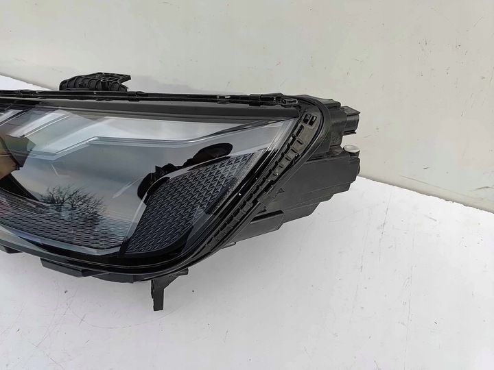 фото №6, Audi s4 rs4 b9 рестайлинг 19- лампа левая перед передняя matrix 4132