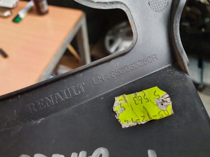 фото №6, Ковзун бампера зад кріплення renault captur i