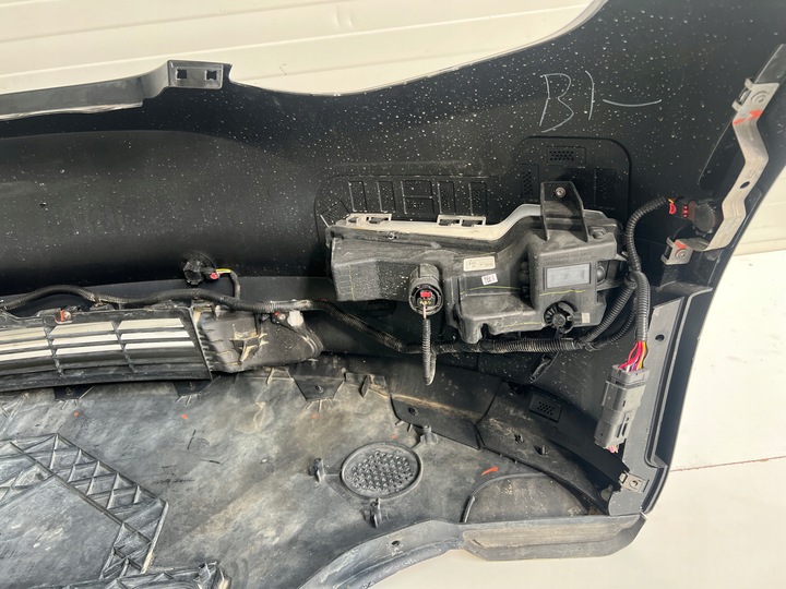 фото №13, Tesla модель 3 рестайлінг бампер перед pdc переднє передній бампер