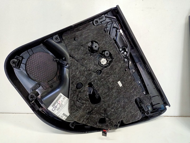 фото №11, Audi a3 8v sportback обивка дверь левый зад боковина 8v4867305