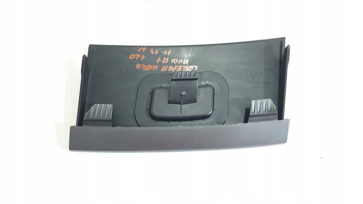 фото №5, Заглушка na hak буксировочный audi a1 8x0807441a