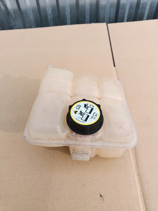 фото №8, Бачок розширювальний focus mk3 c-max mk2 1.0 ecoboost