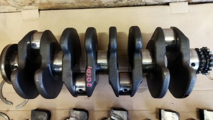 фото №8, Mercedes-benz a w169 2.0 cdi wał коленчатый