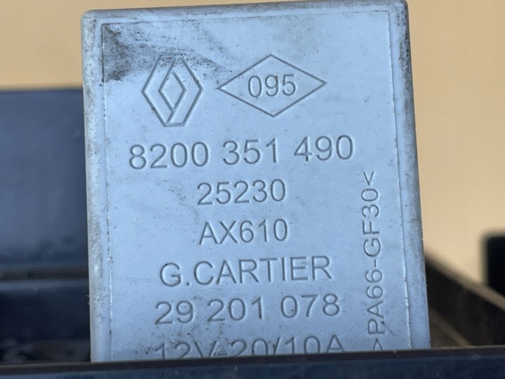 фото №7, Блок запобіжників renault megane iii 08-15