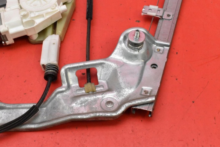 фото №5, Стеклоподъемник правый перед mitsubishi eclipse 4 iv 4g купе 06-09