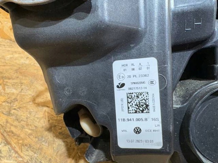 фото №8, Vw id.4 id4 лампа левая перед полный led 11b941005b eu